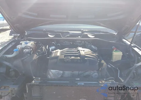 2014 Volkswagen Touareg 3.6L Sport z USA, uszkodzony, nr VIN WVGEF9BP2ED008972